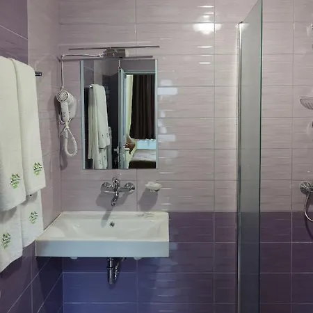 борник хил / Bornik Hill