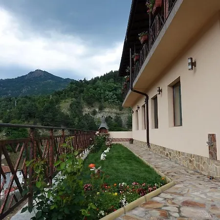 מלון דירות борник хил / Bornik Hill דבין