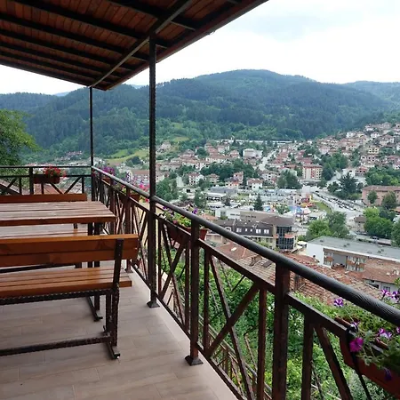 מלון דירות борник хил / Bornik Hill 4*