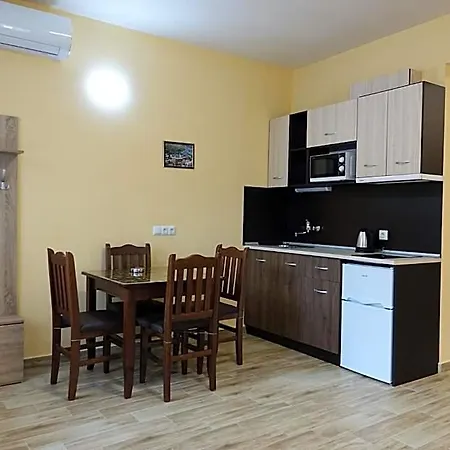 борник хил / Bornik Hill 公寓式酒店 4*