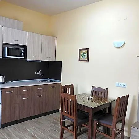 公寓式酒店 борник хил / Bornik Hill